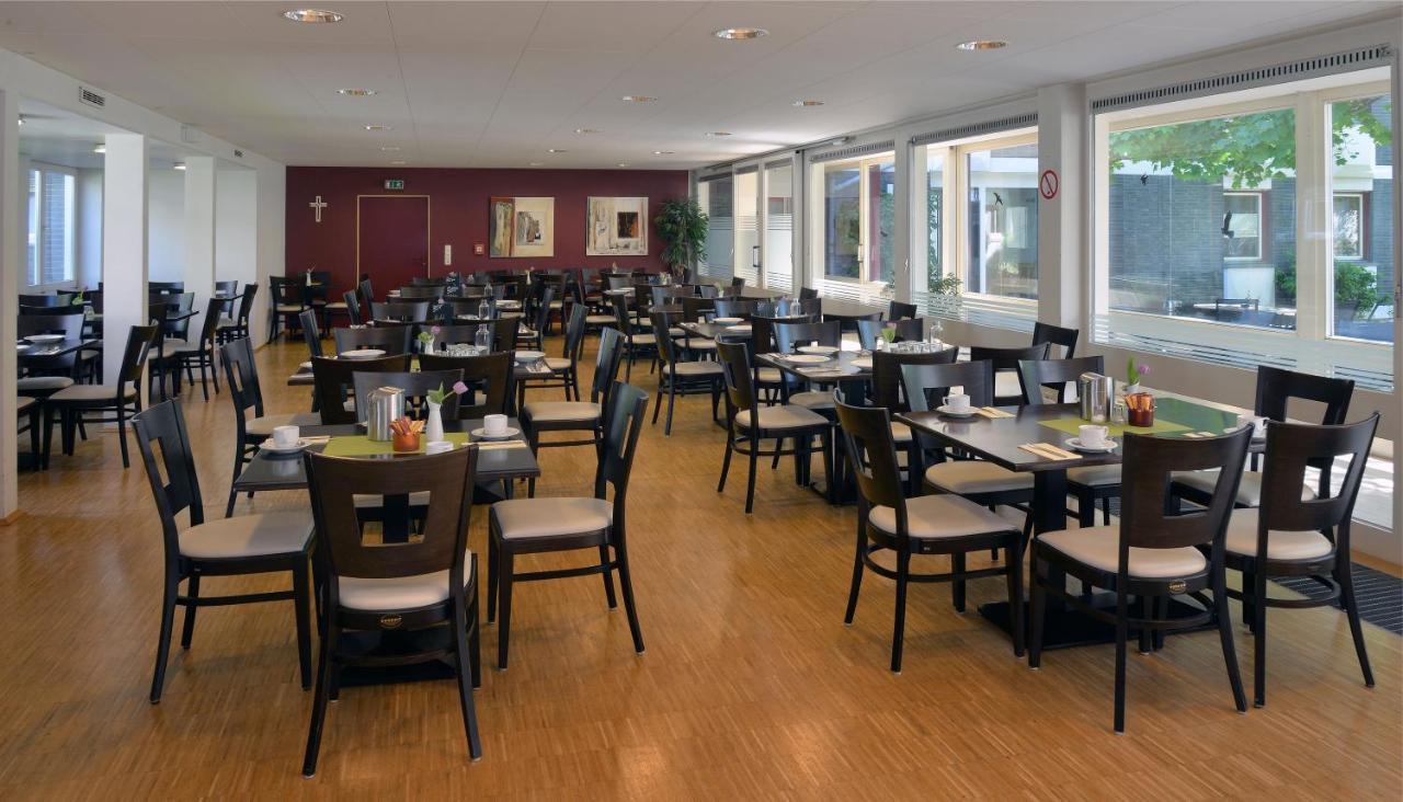 Nell-Breuning-Hotel Herzogenrath Eksteriør billede