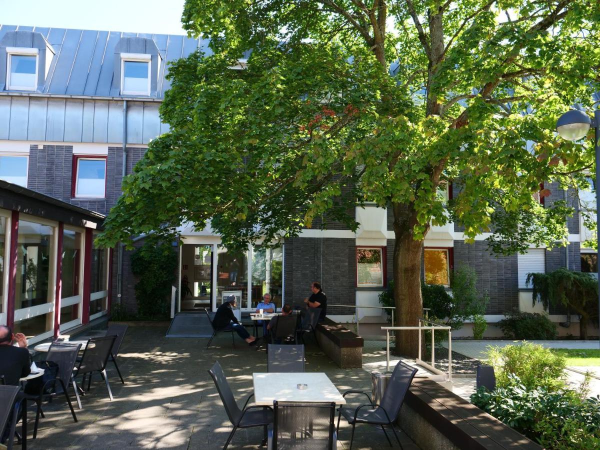 Nell-Breuning-Hotel Herzogenrath Eksteriør billede